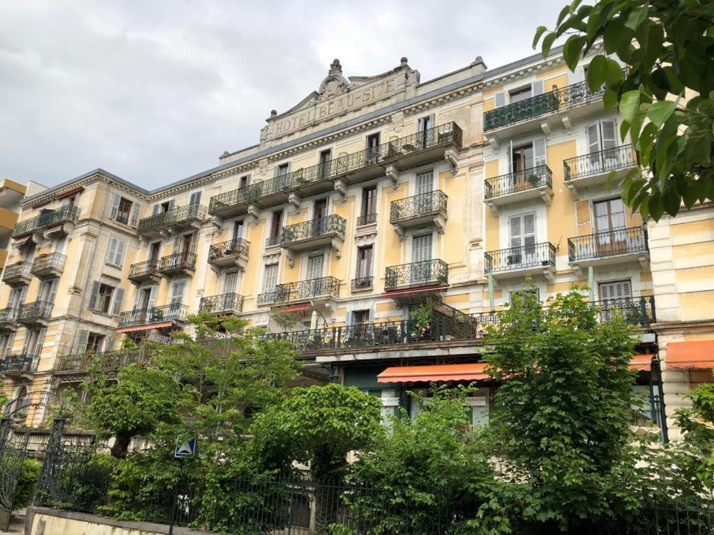 Le 110, Un Grand Studio 2 Etoiles, Pour Tout Faire A Pied Aix-les-Bains Exterior photo